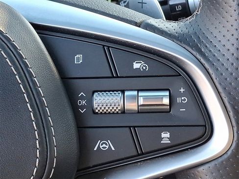 Used 2023 Genesis GV70 2.5T w/ Sport Prestige Package image 24