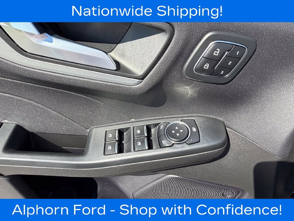 Used 2023 Ford Escape Platinum AWD/4WD image 10