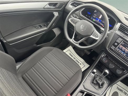 Used 2022 Volkswagen Tiguan S image 12