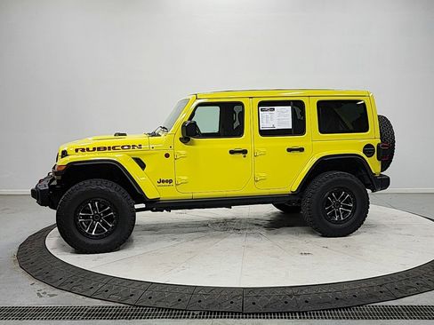 Used 2024 Jeep Wrangler Unlimited Rubicon image 4