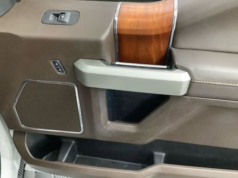 Used 2018 Ford F250 King Ranch w/ Chrome Package image 26