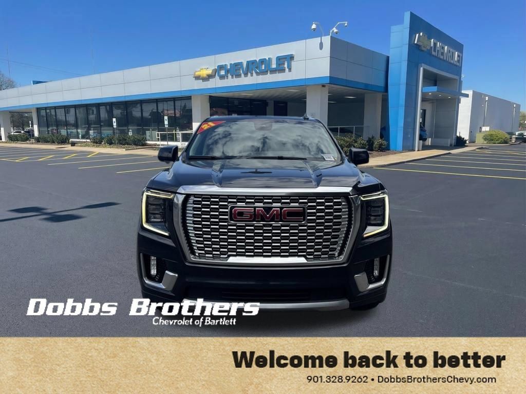 Used 2021 GMC Yukon Denali w/ Denali Ultimate Package AWD/4WD image 2