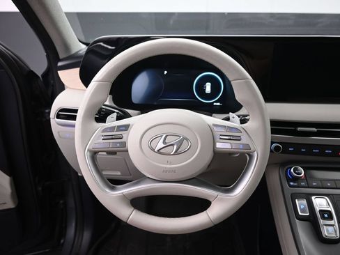 Used 2024 Hyundai Palisade Limited AWD/4WD image 26