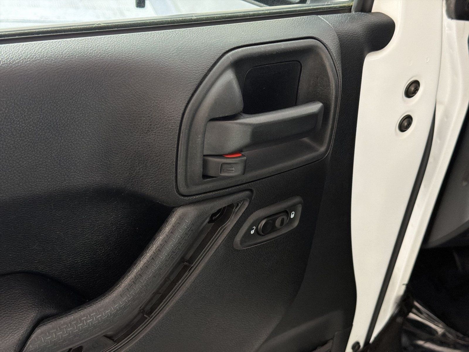 Used 2018 Jeep Wrangler Unlimited Sport S AWD/4WD image 15
