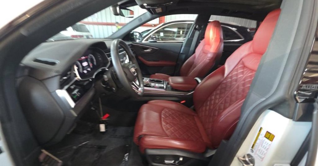 Used 2024 Audi SQ8 Premium Plus w/ S Sport Package AWD/4WD image 5