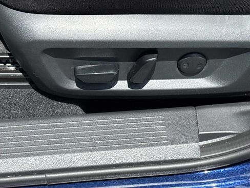Certified 2026 Nissan Rogue SV AWD/4WD image 22