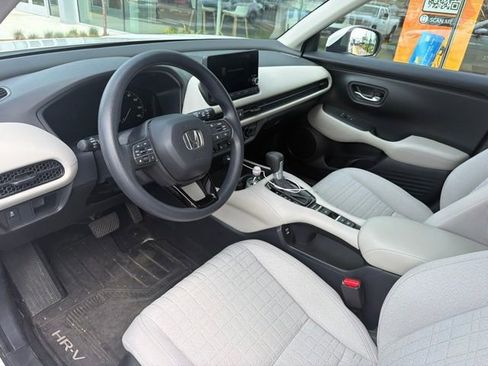 Used 2024 Honda HR-V LX image 17