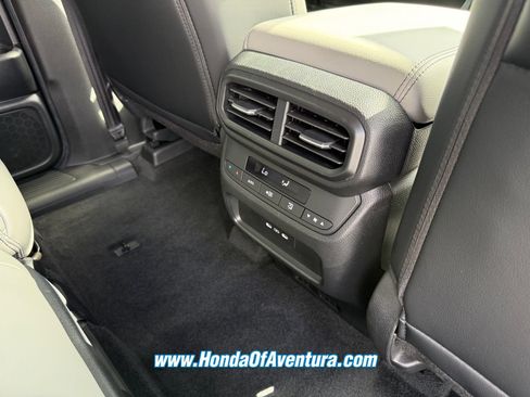 Certified 2025 Honda Pilot EX-L image 14