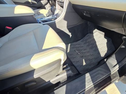 Used 2020 Subaru Ascent Limited w/ Popular Package #2A image 14