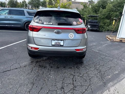 Used 2019 Kia Sportage LX w/ LX Popular Package FWD image 4