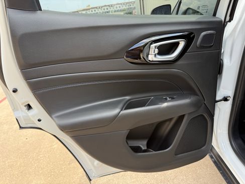 New 2025 Jeep Compass Limited w/ Sun & Sound Group image 16