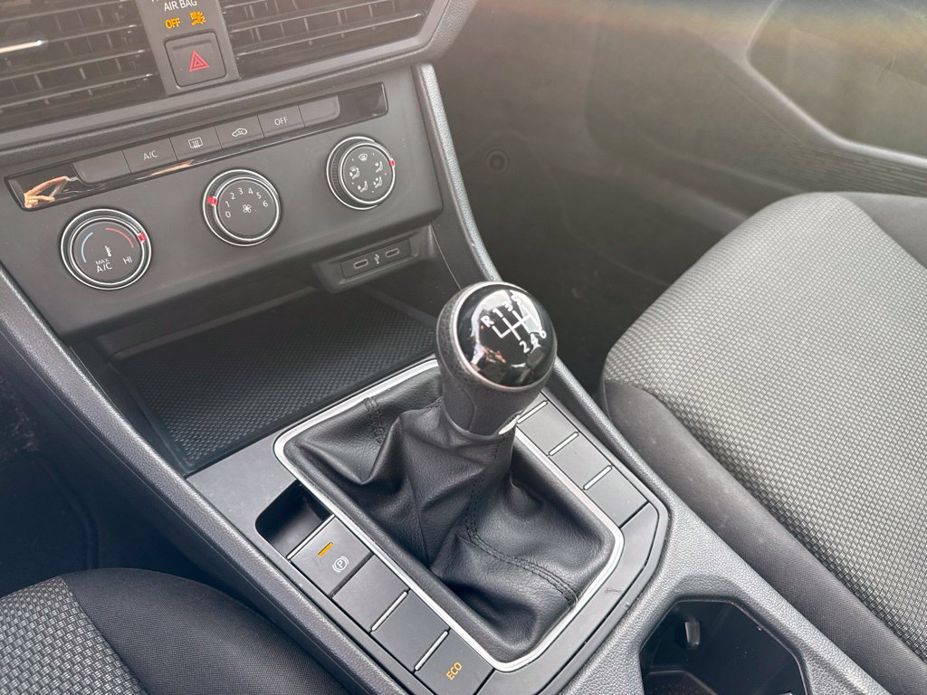 Used 2020 Volkswagen Jetta S w/ Driver Assistance Package FWD image 18