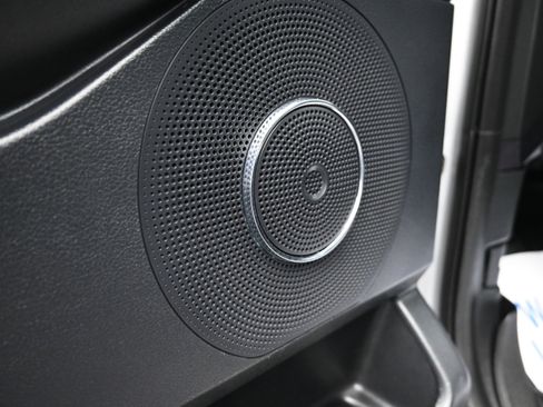 Used 2018 Ford Expedition Max XLT w/ Equipment Group 202A image 26