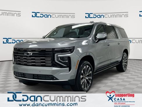 New 2026 Chevrolet Suburban High Country AWD/4WD image 1