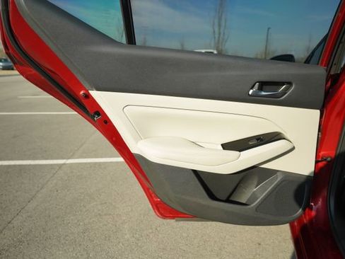 Used 2023 Nissan Altima 2.5 SL image 16