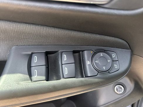 Used 2025 Buick Envista Preferred w/ Convenience I Package FWD image 46