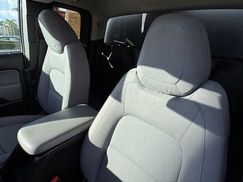 Used 2022 Chevrolet Colorado W/T w/ WT Convenience Package image 13