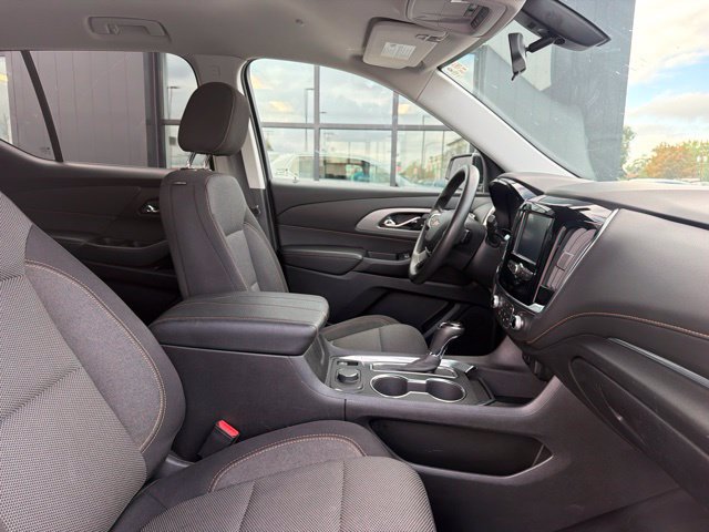 Used 2019 Chevrolet Traverse LS w/ LPO, Floor Liner Package FWD image 9
