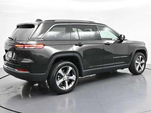 Used 2023 Jeep Grand Cherokee 4WD 4xe image 7