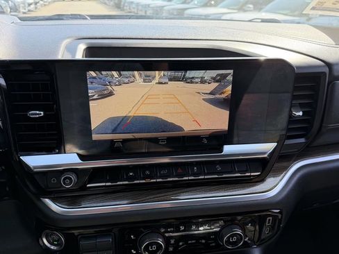 Used 2022 Chevrolet Silverado 1500 RST image 21