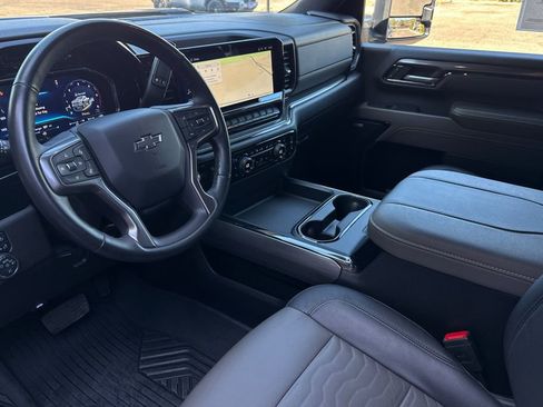 Certified 2024 Chevrolet Silverado 2500 ZR2 w/ ZR2 Bison Edition AWD/4WD image 10