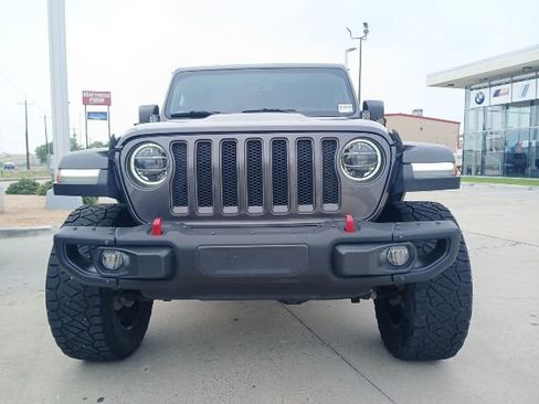 Used 2018 Jeep Wrangler Unlimited Rubicon AWD/4WD image 2
