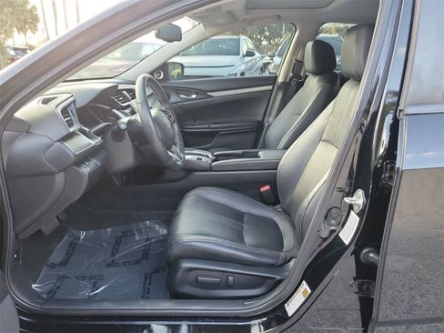 Used 2018 Honda Civic Touring image 23