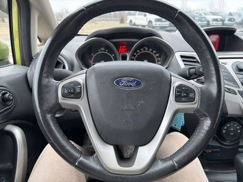 Used 2013 Ford Fiesta SE image 26