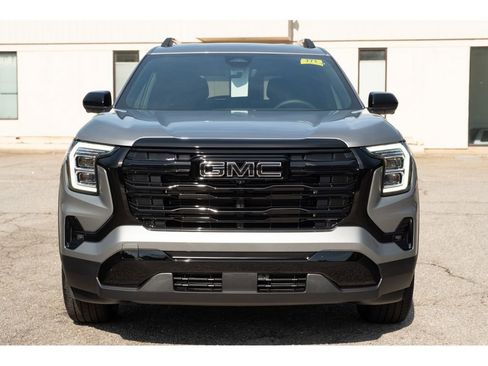 New 2026 GMC Terrain Elevation w/ Elevation Premium Package AWD/4WD image 3