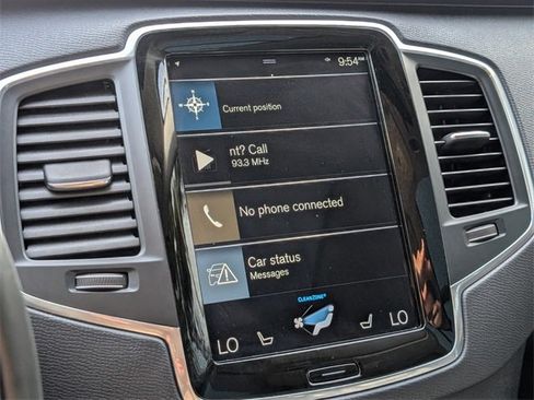 Used 2022 Volvo XC90 T5 Momentum w/ Climate Package image 19