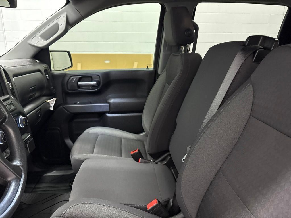Used 2023 Chevrolet Silverado 1500 Custom AWD/4WD image 21