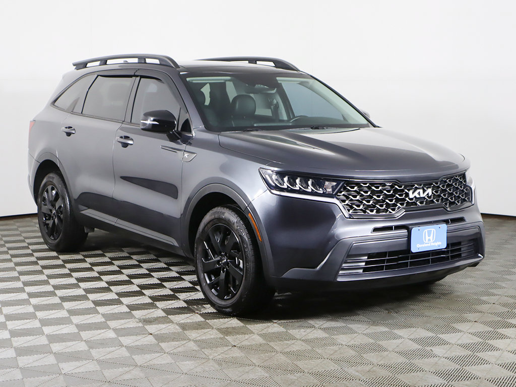 Used 2022 Kia Sorento S w/ Panoramic Sunroof Package AWD/4WD image 2