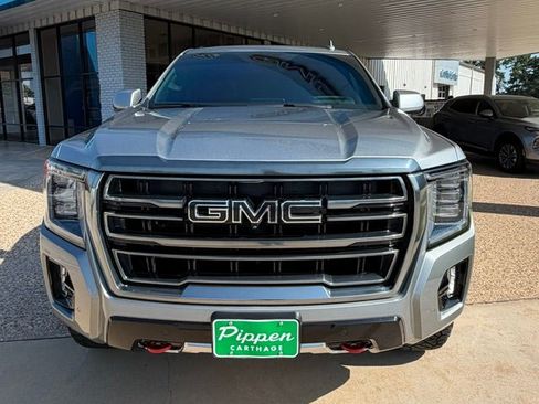 Used 2024 GMC Yukon AT4 w/ Technology Package AWD/4WD image 3