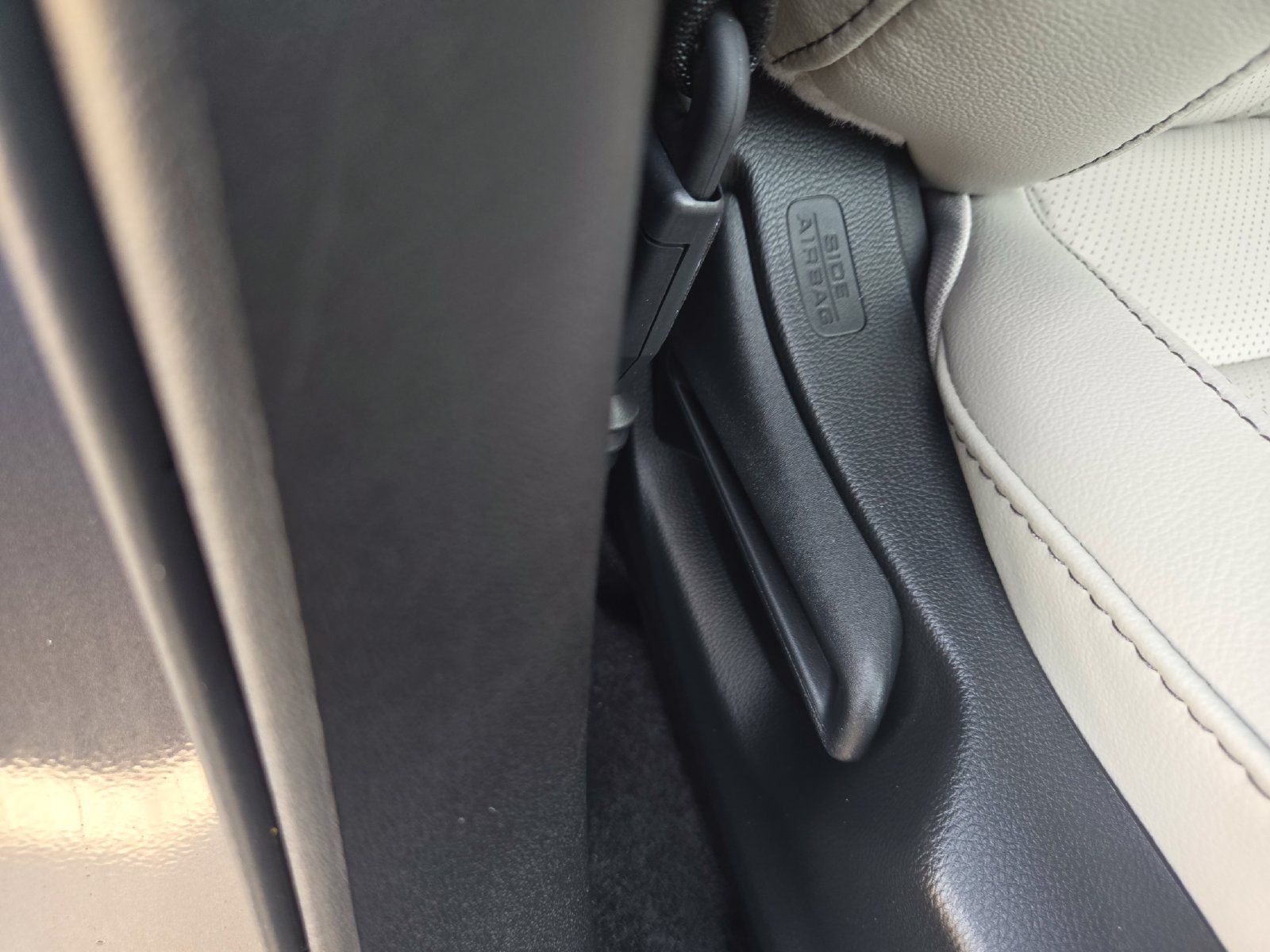 Used 2027 Honda HR-V EX-L image 26