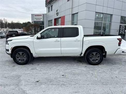 New 2025 Nissan Frontier SV w/ SV Convenience Package image 5