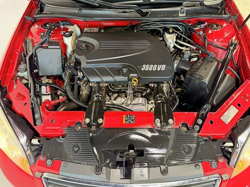 Used 2011 Chevrolet Impala LT image 39