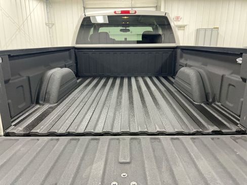 Used 2006 GMC Sierra 1500 SLE w/ Light Duty Power Package AWD/4WD image 22