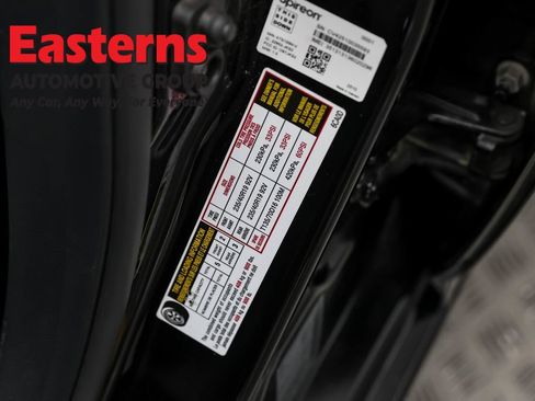 Used 2025 Nissan Altima 2.5 SR FWD image 31