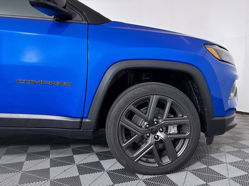 New 2026 Jeep Compass Limited image 17