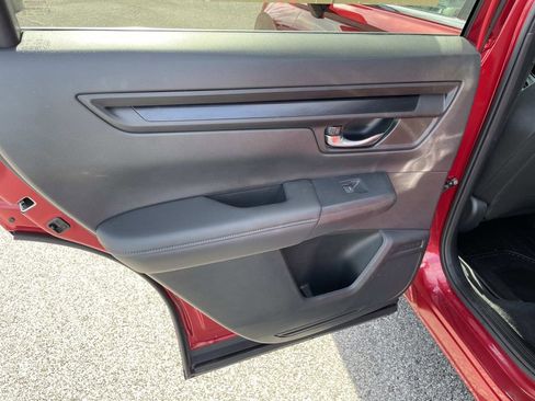 Used 2024 Honda CR-V EX image 11