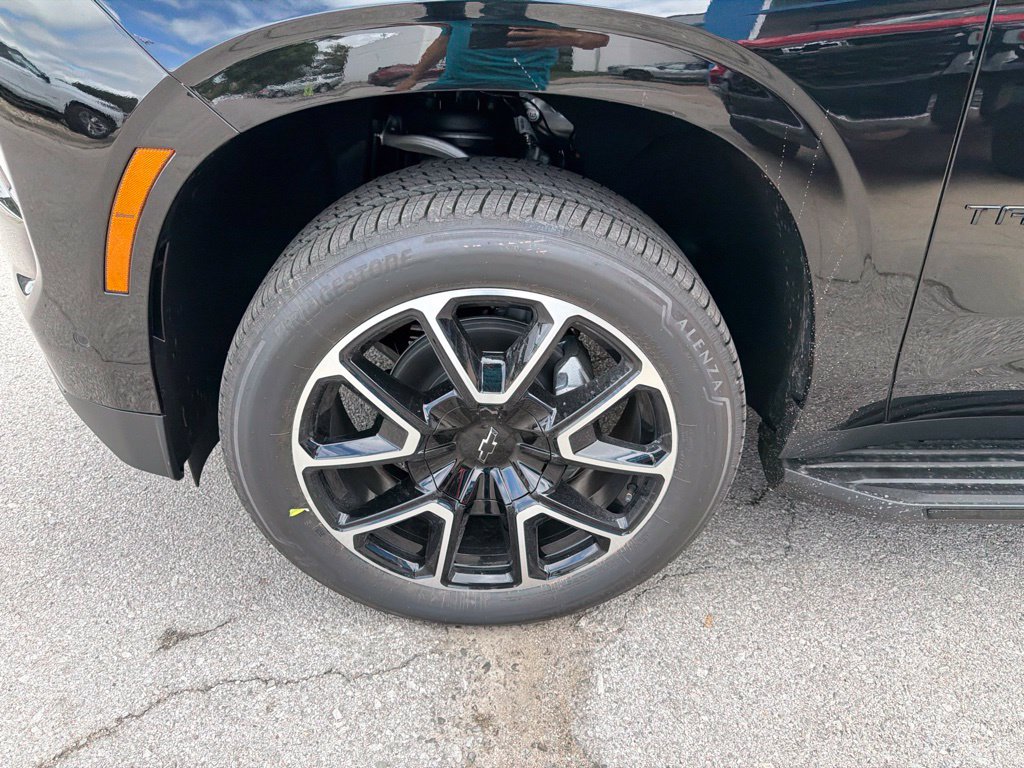New 2026 Chevrolet Tahoe RST w/ RST Capability Package AWD/4WD image 9