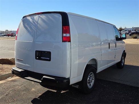 New 2025 Chevrolet Express 2500 image 4