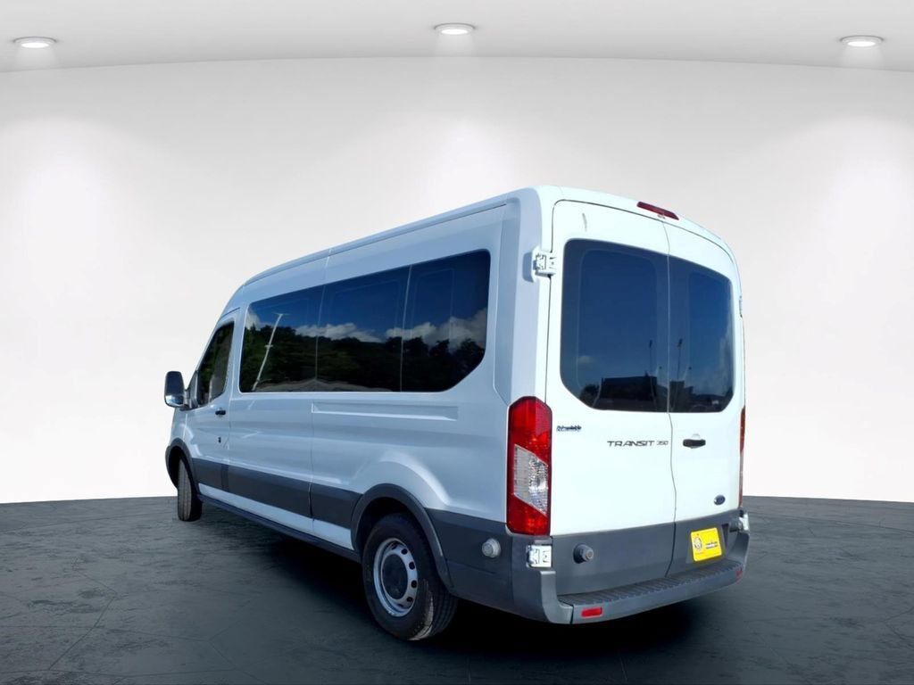 Used 2015 Ford Transit 350 XL RWD image 10