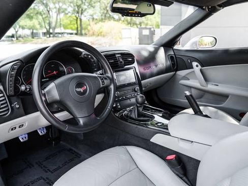 Used 2008 Chevrolet Corvette Coupe w/ Preferred Equipment Group RWD image 2