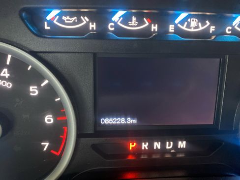 Used 2019 Ford F150 XLT w/ Equipment Group 302A Luxury image 10