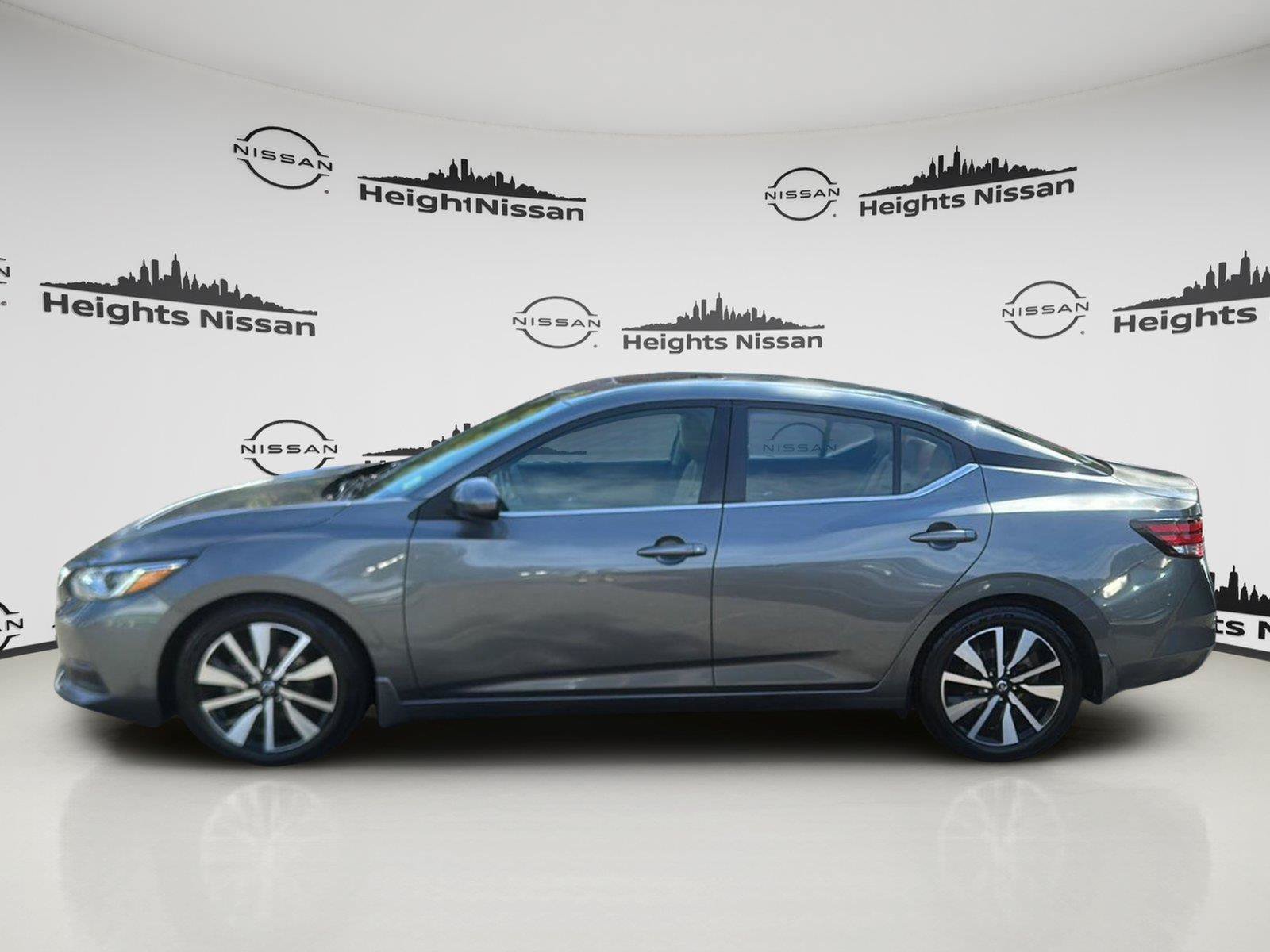 Used 2021 Nissan Sentra SV w/ SV Premium Package FWD image 2