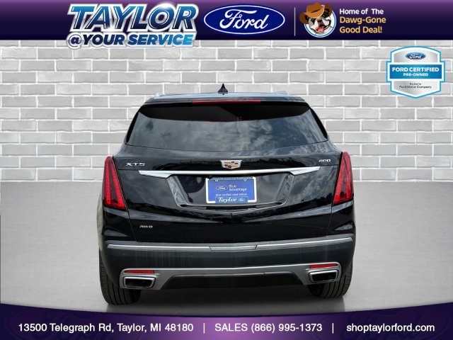 Used 2021 Cadillac XT5 Premium Luxury w/ LPO, Floor Liner Package AWD/4WD image 4