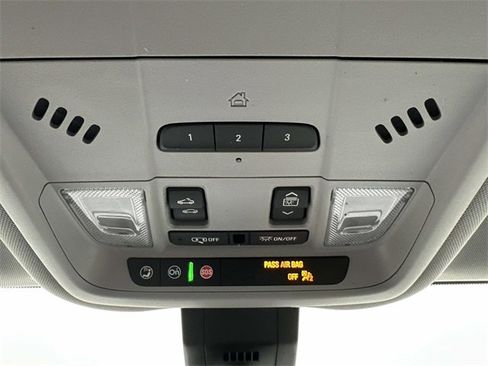 Used 2024 GMC Terrain SLT w/ LPO, Floor Liner Package image 44