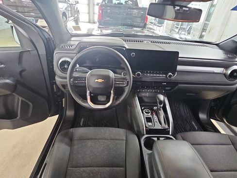 Used 2023 Chevrolet Colorado LT w/ LT Convenience Package II image 19