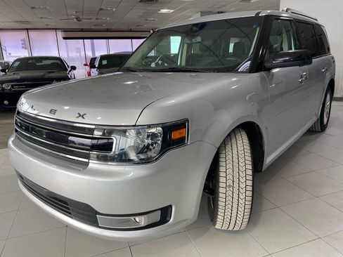 Used 2019 Ford Flex SEL w/ Equipment Group 202A image 3